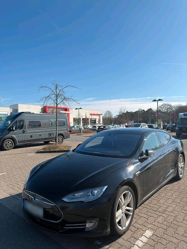 Gebraucht Tesla Model S 269 kW (367 PS) 2015 Schwarz Kleinwagen