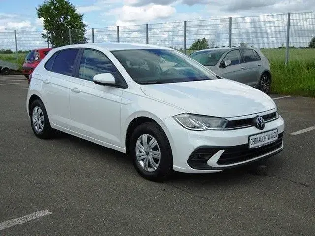 Gebraucht VW Polo Basis 80 PS (58 kW) 2024 Pure white (weiß) Kleinwagen