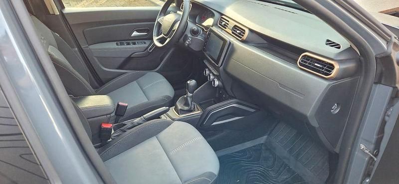 Gebraucht Dacia Duster Extreme 150 PS (110 kW) 2023 Grau SUV