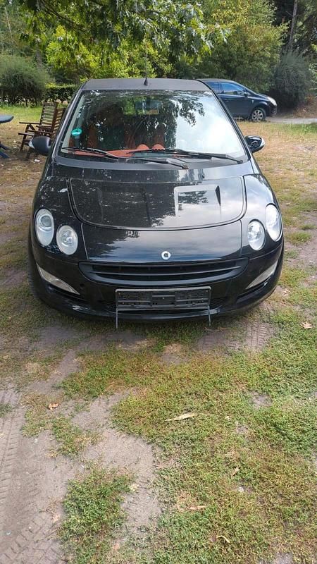 Schwarz Gebraucht 2005 Smart ForFour Kleinwagen | 1.600 € (Etwas zu teuer) - Bild 1/4