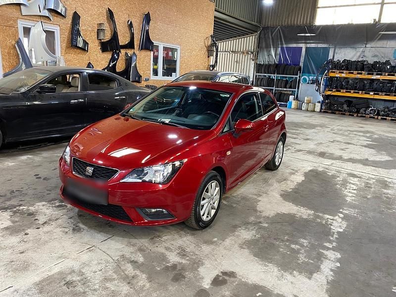Gebraucht Seat Ibiza 69 PS (50 kW) 2013 Rot Kleinwagen