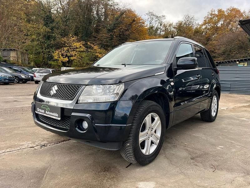 Schwarz Gebraucht 2008 Suzuki Grand Vitara Club SUV | 3.490 € (Guter Preis) - Bild 1/4