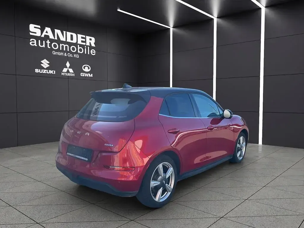 Używany Ora 03 Pro+ 125 kW (171 KM) 2024 Czerwony Hatchback