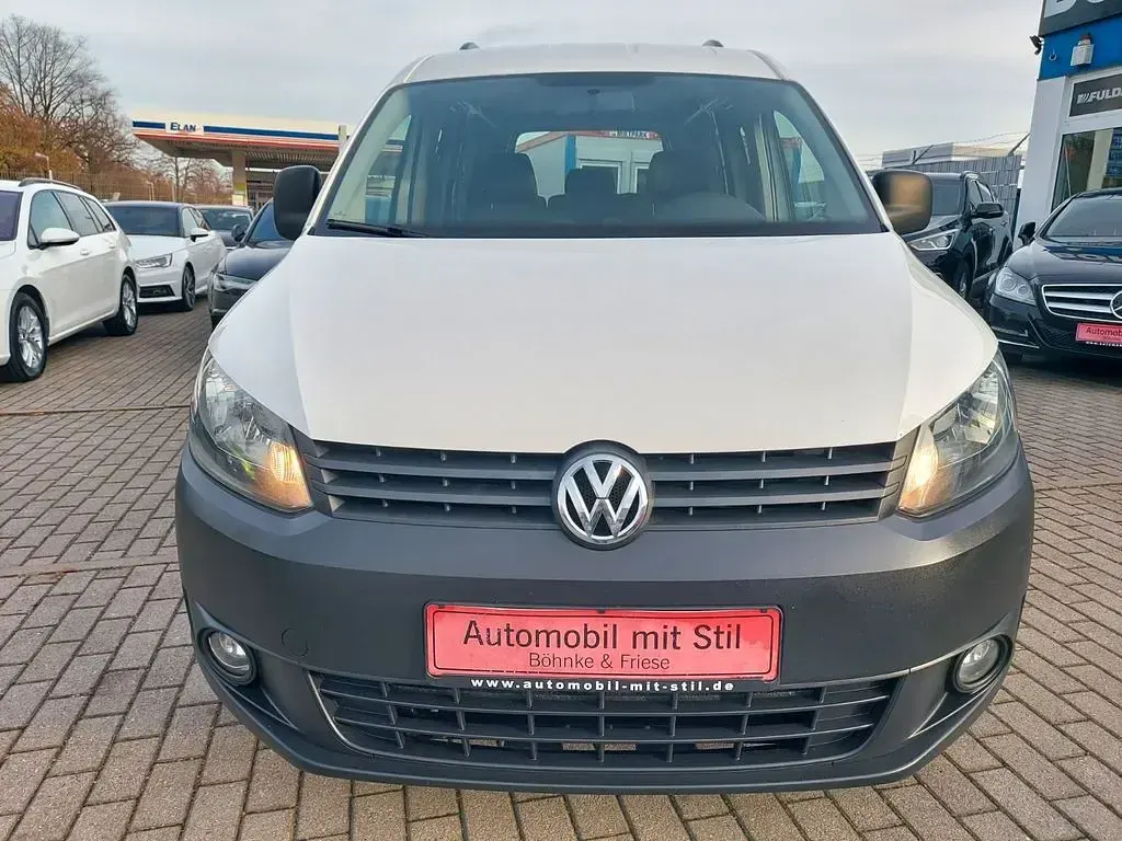 Używany VW Caddy 102 KM (75 kW) 2015 Biały Minivan