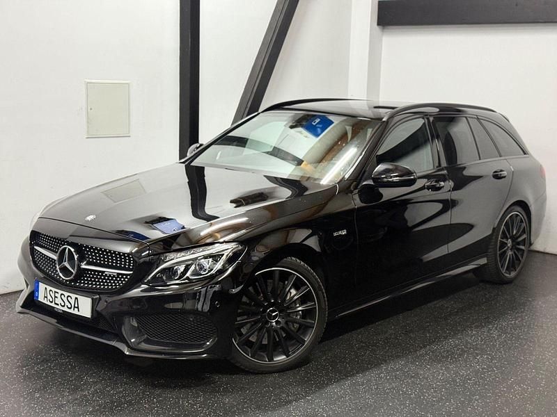 Schwarz Gebraucht 2016 Mercedes C43 AMG AMG Kombi | 29.999 € (Fairer Preis) - Bild 1/4