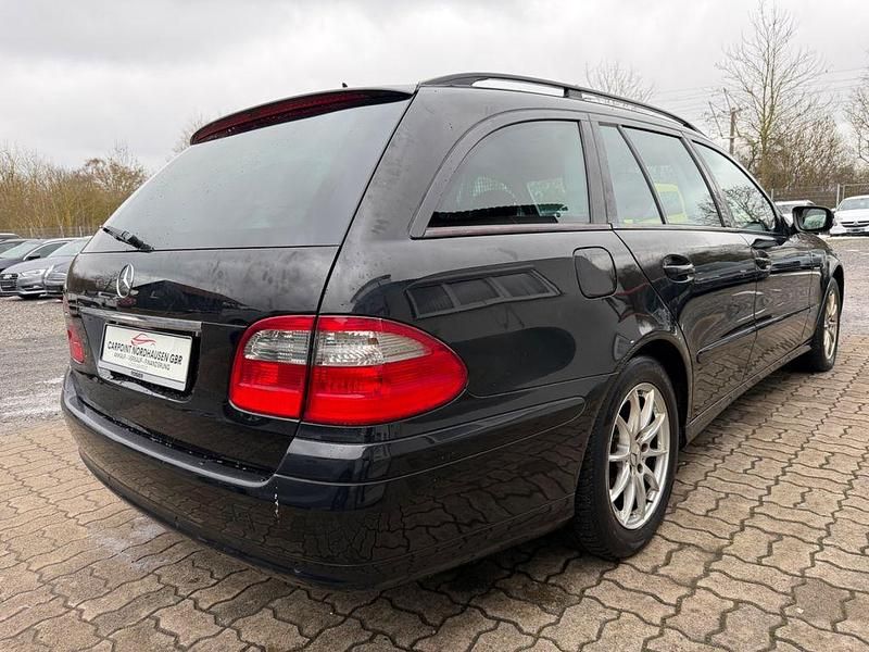 Gebraucht Mercedes E200 184 PS (135 kW) 2007 Schwarz Kombi
