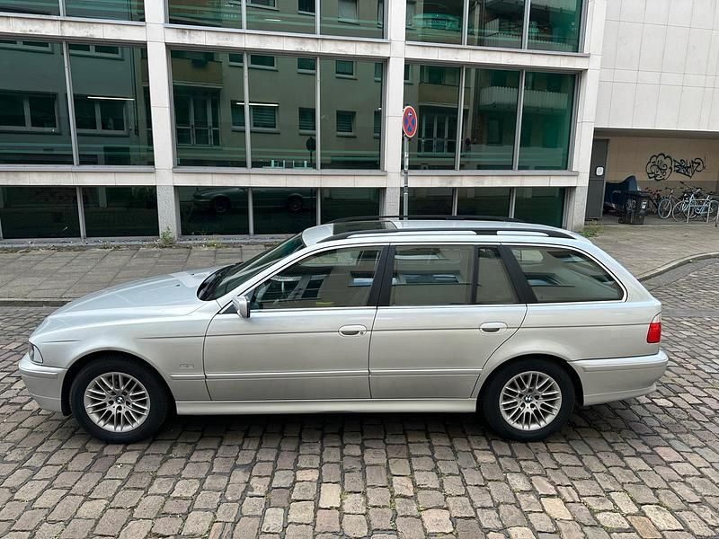 Gebraucht 2003 BMW 525 Kombi | 2.900 € (Fairer Preis) - Bild 1/4