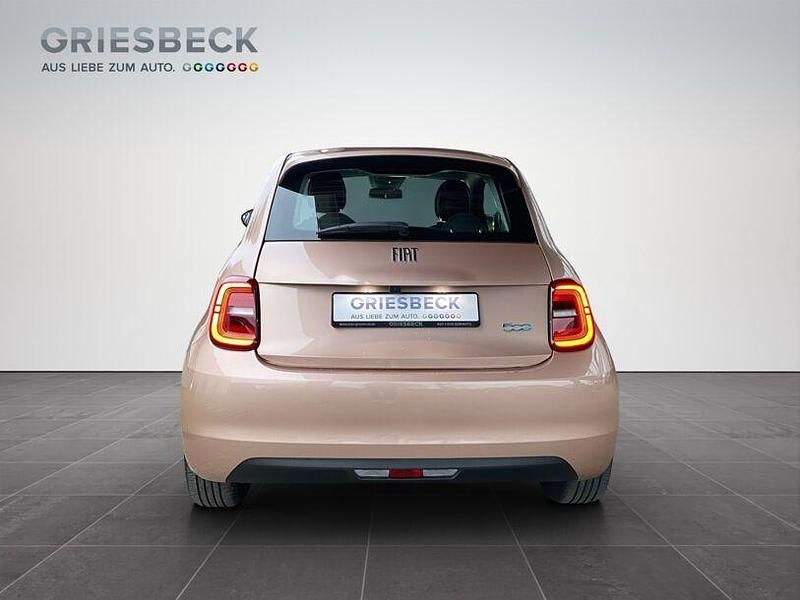 Gebraucht Fiat 500e Icon 86 kW (118 PS) 2022 Uni Limousine