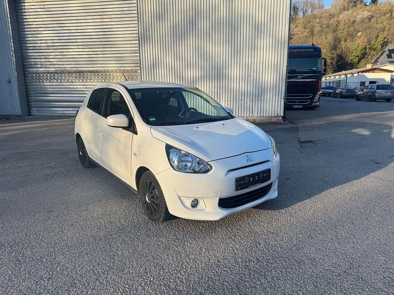 Second-hand Mitsubishi Space Star 71 CP (52 kW) 2014 Alb Monovolum