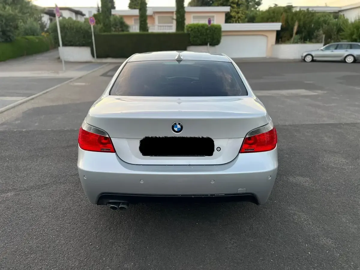 Gebraucht BMW 530 M Sport 231 PS (169 kW) 2006 Silber Limousine