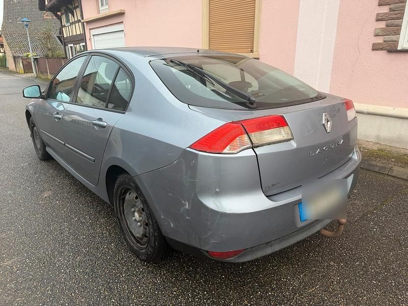 Gebraucht Renault Laguna III 110 PS (80 kW) 2008 Silber Limousine
