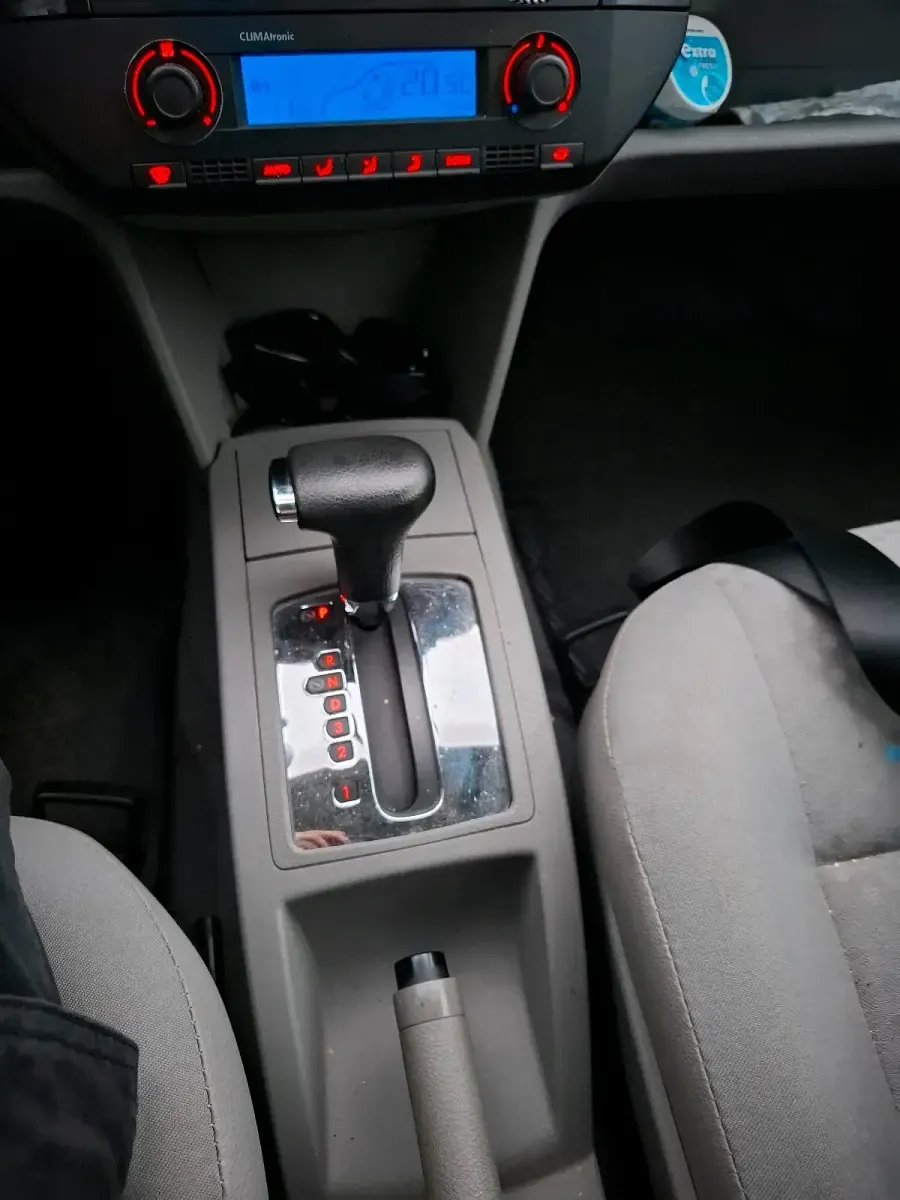 Gebraucht VW Polo 75 PS (55 kW) 2003 Grün Kleinwagen