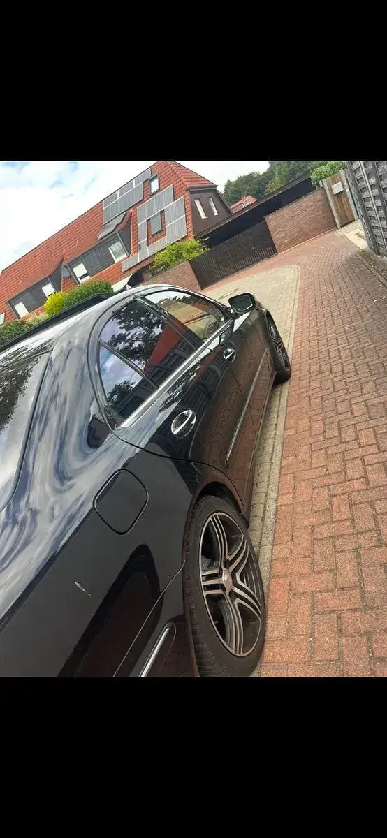 Gebraucht Mercedes E320 Elegance 224 PS (164 kW) 2006 Schwarz Limousine