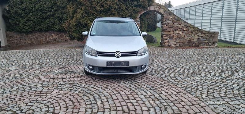 Gebraucht VW Touran Highline 105 PS (77 kW) 2011 Grau Van / Kleinbus