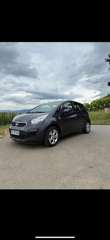 Grau Gebraucht 2013 Kia Venga Kleinwagen | 6.500 € (Fairer Preis) - Bild 1/4