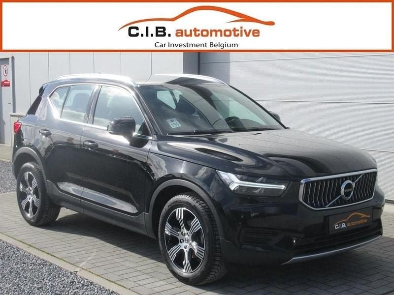 Gebraucht Volvo XC40 129 PS (94 kW) 2022 Schwarz SUV