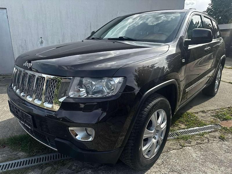Luxury brown Gebraucht 2012 Jeep Grand Cherokee Overland SUV | 11.999 € (Fairer Preis) - Bild 1/4