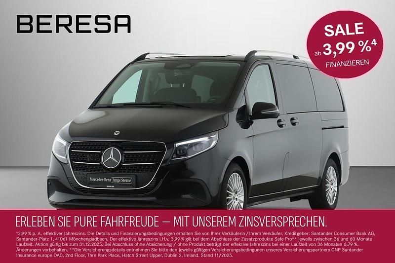 Schwarz Gebraucht 2024 Mercedes V250 Style Van / Kleinbus | 63.880 € (Guter Preis) - Bild 1/4