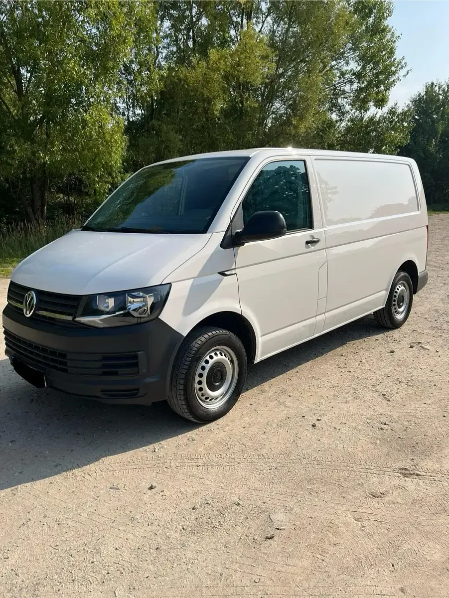 Käytetty VW Transporter 84 HP (61 kW) 2018 Valkoinen Van
