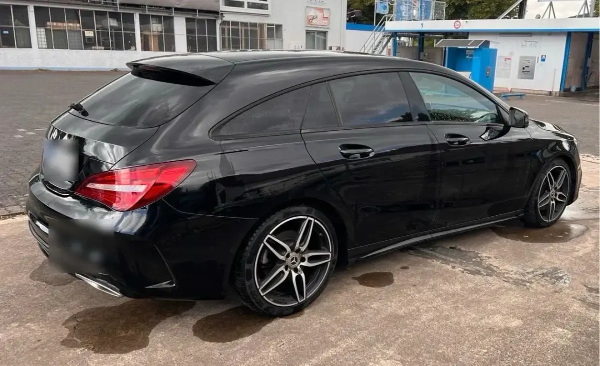 Gebraucht Mercedes CLA220 AMG line 163 PS (119 kW) 2018 Schwarz Coupé