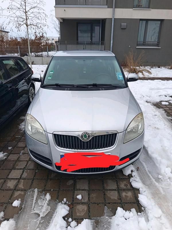 Silber Gebraucht 2008 Skoda Fabia Kleinwagen | 700 € (Superpreis) - Bild 1/4