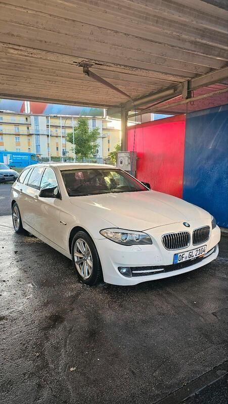 Weiß Gebraucht 2011 BMW 530 Kombi | 6.200 € (Superpreis) - Bild 1/4