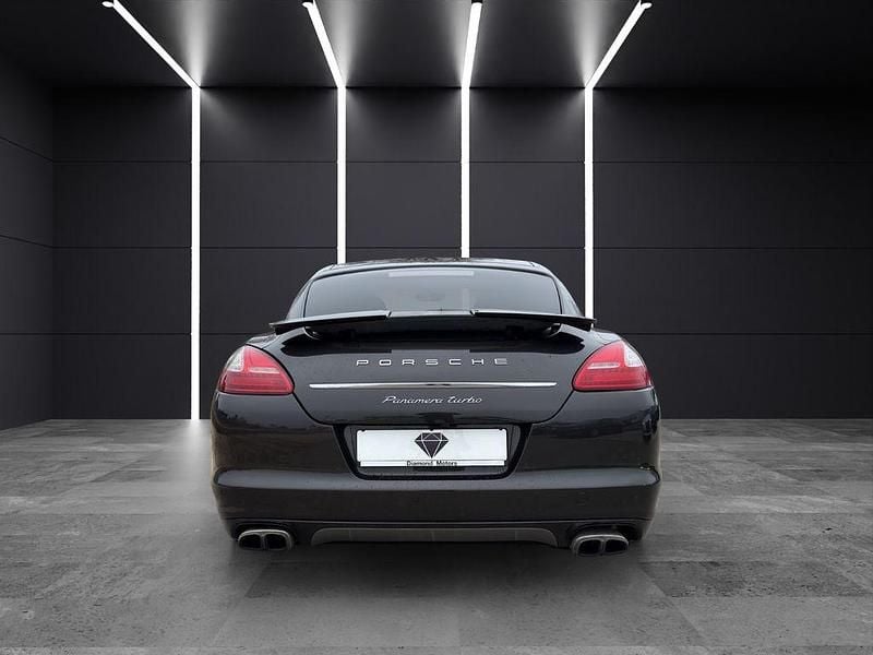 Usata Porsche Panamera Turbo 500 CV (367 kW) 2012 Grigio Berlina