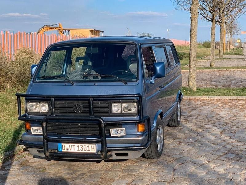 Second-hand VW T3 75 CP (55 kW) 1990 Albastru Van