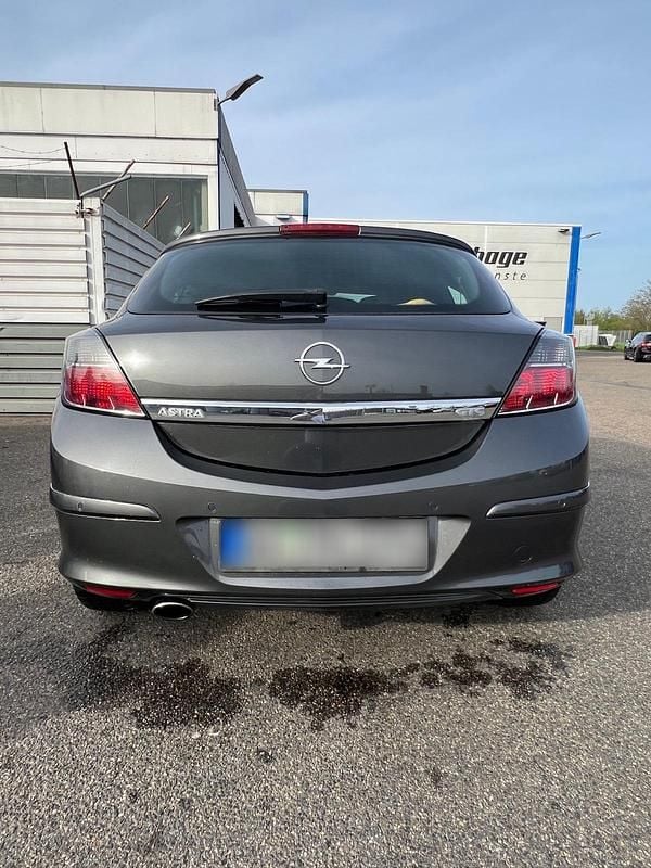 Gebraucht Opel Astra GTC 125 PS (91 kW) 2009 Grau Coupé