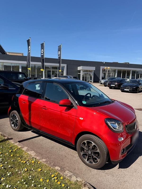 Second-hand Smart ForFour 71 CP (52 kW) 2016 Roșu Hatchback