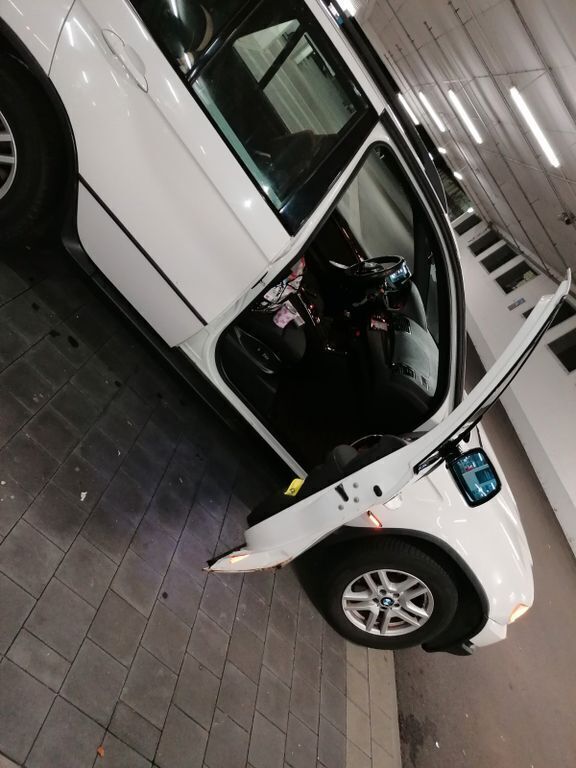 Gebraucht BMW X5 Performance 286 PS (210 kW) 2001 Weiß SUV