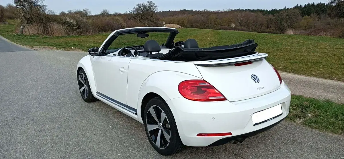 Gebraucht VW Beetle S 160 PS (117 kW) 2013 Weiß Kleinwagen