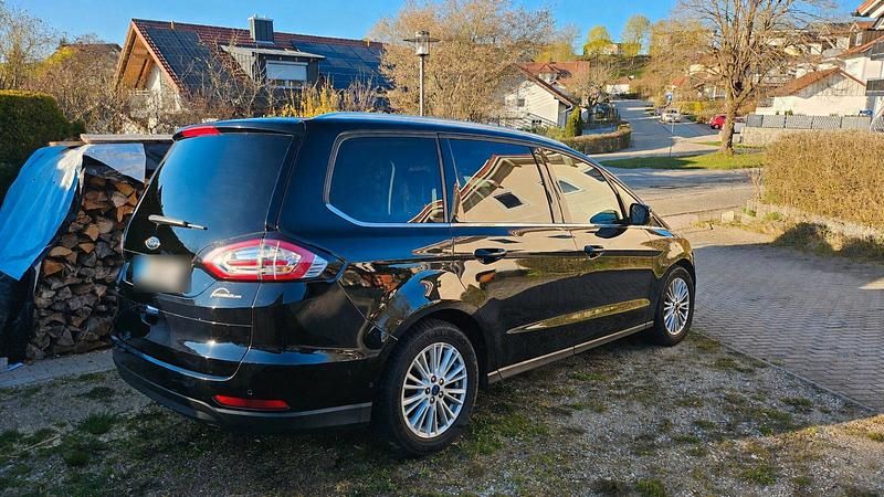 Gebraucht Ford Galaxy Titanium 150 PS (110 kW) 2017 Schwarz Van / Kleinbus