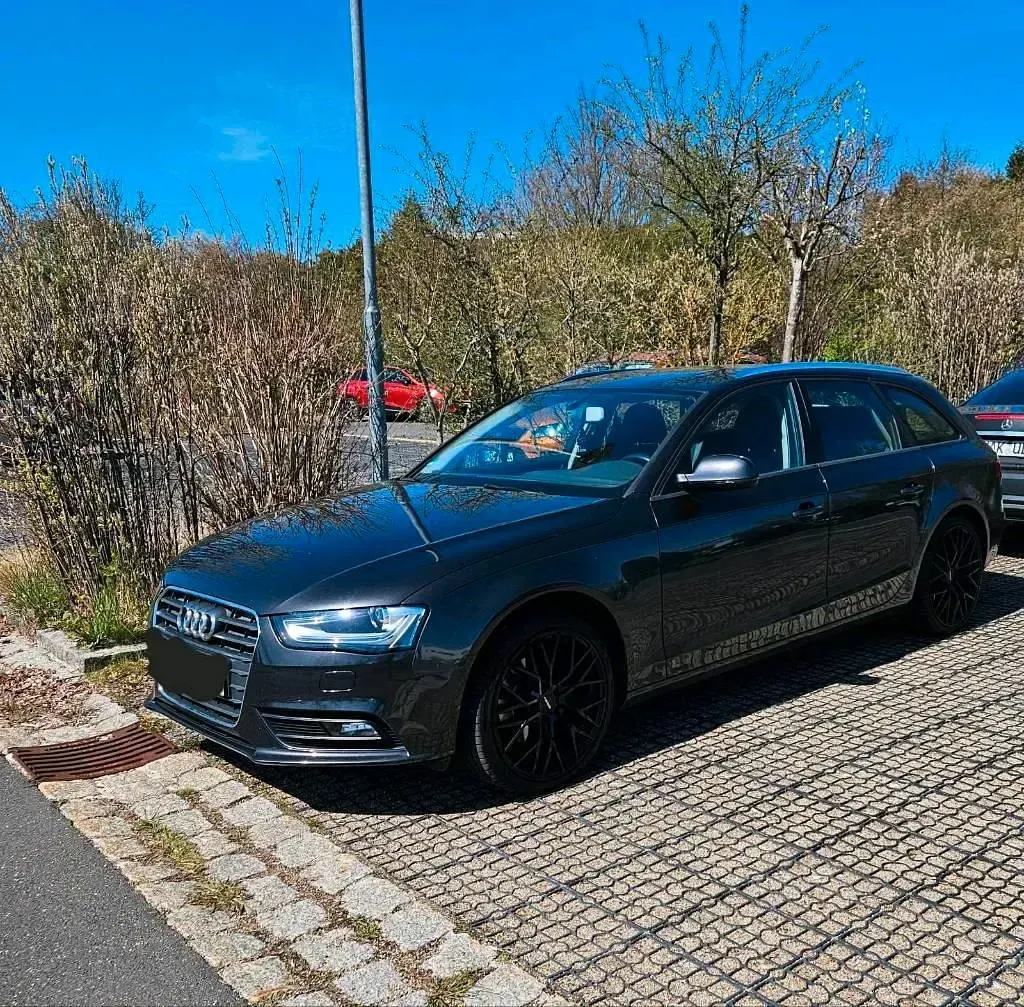 Occasion Audi A4 170 ch (125 kW) 2012 Gris Break