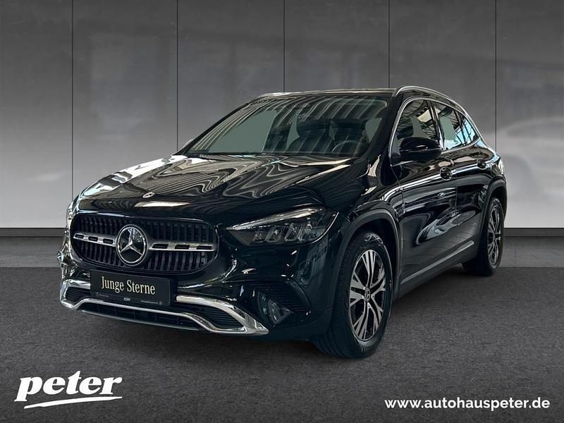 Schwarz Gebraucht 2024 Mercedes GLA180 Advanced SUV | 34.710 € (Fairer Preis) - Bild 1/4