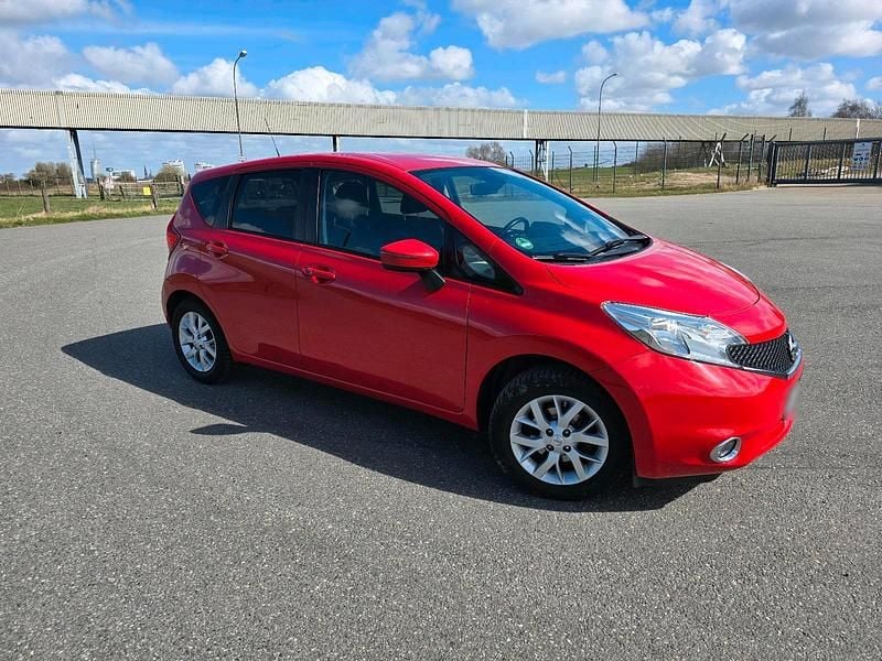 Second-hand Nissan Note 80 CP (58 kW) 2015 Roșu Hatchback