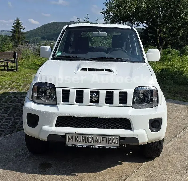 Gebraucht Suzuki Jimny Club 84 PS (61 kW) 2017 Weiß SUV