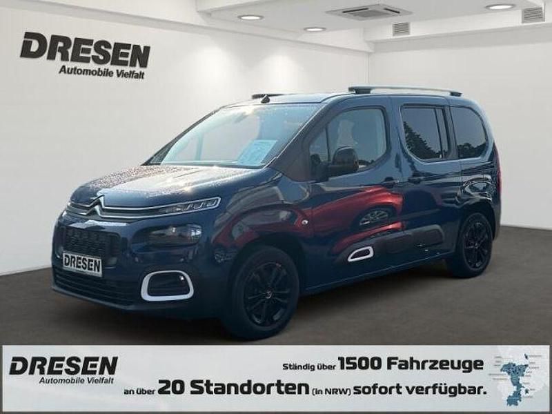 Blau Gebraucht 2022 Citroën Berlingo Feel Van / Kleinbus | 21.990 € (Fairer Preis) - Bild 1/4
