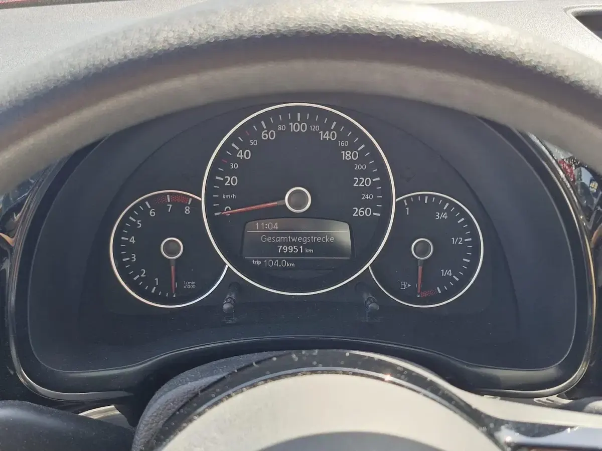 Gebraucht VW Beetle 105 PS (77 kW) 2012 Rot Kleinwagen