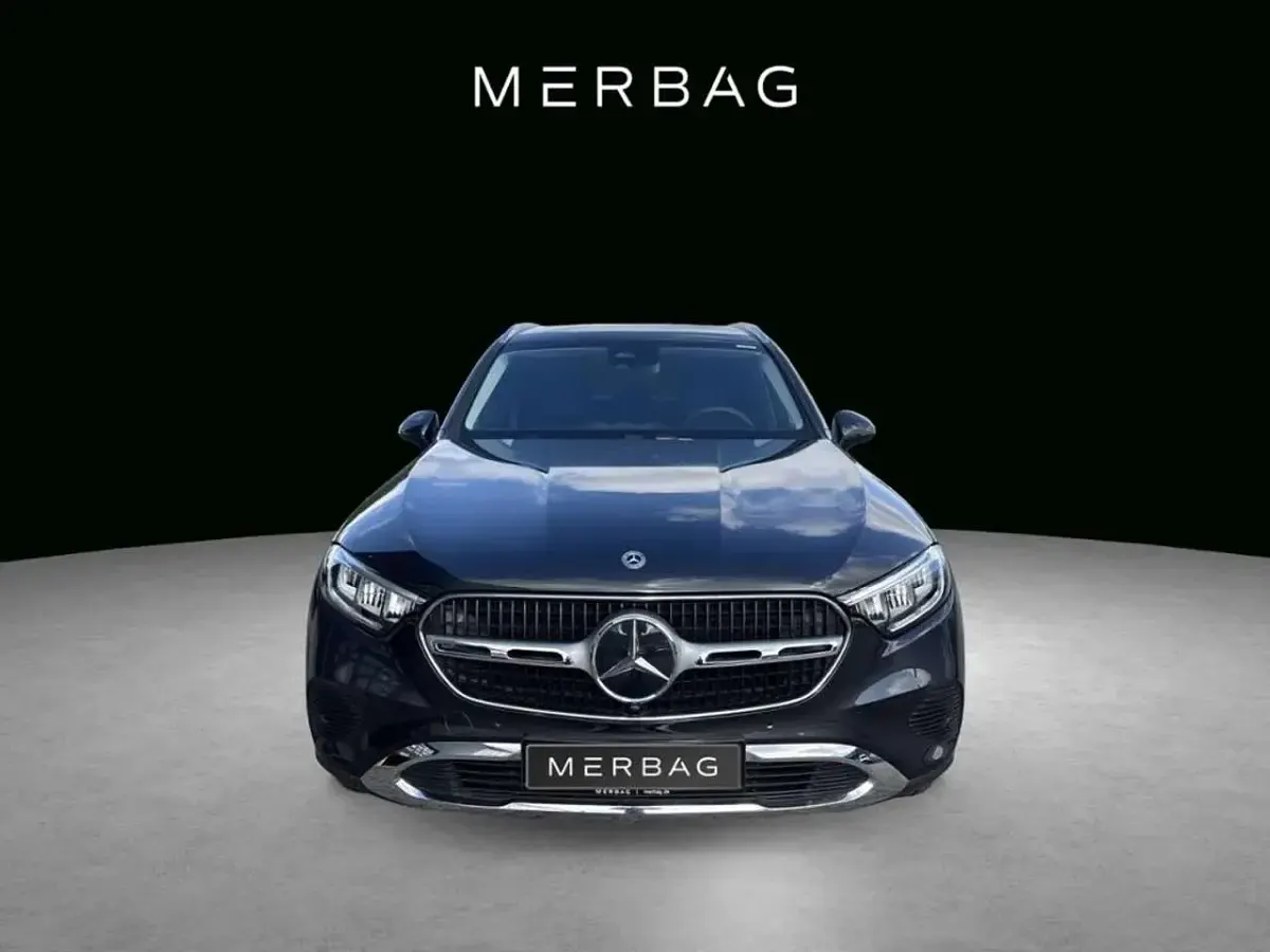 Gebraucht Mercedes GLC200 163 PS (119 kW) 2025 Metalliclack graphitgrau SUV