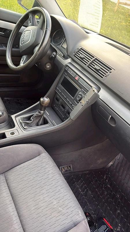 Second-hand Audi A4 140 CP (102 kW) 2008 Negru Break