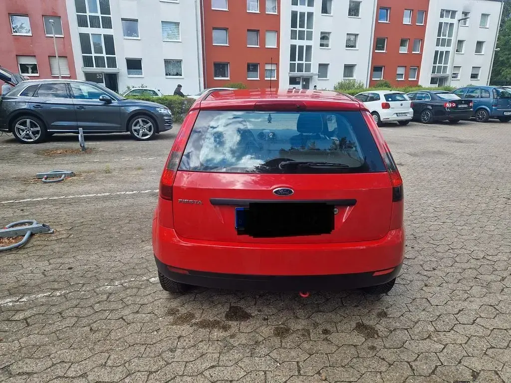 Gebraucht Ford Fiesta 69 PS (50 kW) 2002 Rot Kleinwagen