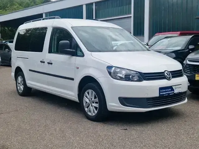 Usado VW Caddy Startline 105 HP (77 kW) 2011 Branco Monovolume