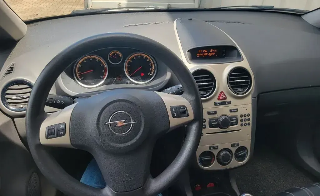 Gebraucht Opel Corsa Catch Me 90 PS (66 kW) 2007 Andere farben Kleinwagen