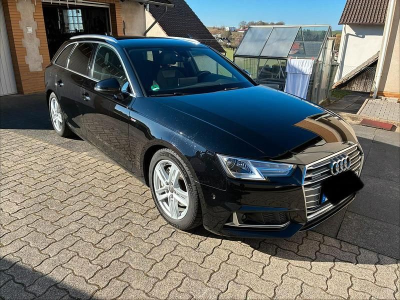 Gebraucht Audi A4 S-Line 190 PS (139 kW) 2019 Schwarz Kombi