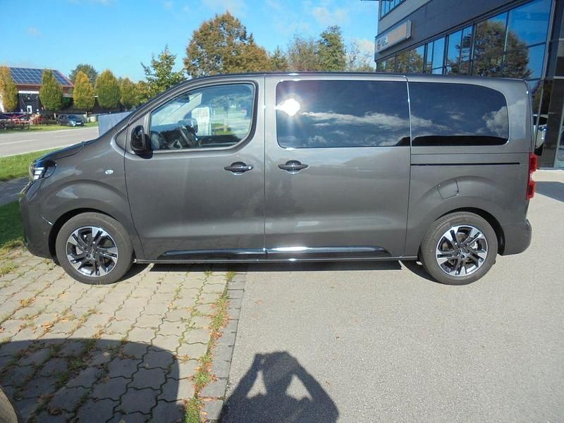 Gebraucht Opel Zafira 177 PS (130 kW) 2025 Grau Van / Kleinbus
