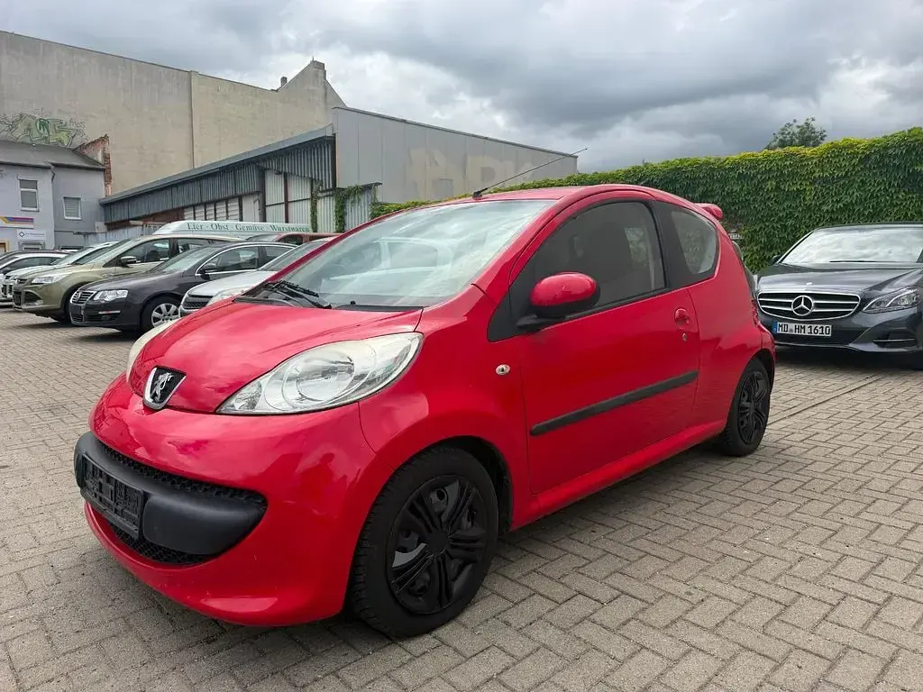 Gebraucht Peugeot 107 Filou 68 PS (50 kW) 2006 Rot Kleinwagen
