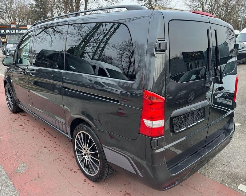 Second-hand Mercedes Vito Edition 190 CP (139 kW) 2023 Gri Van