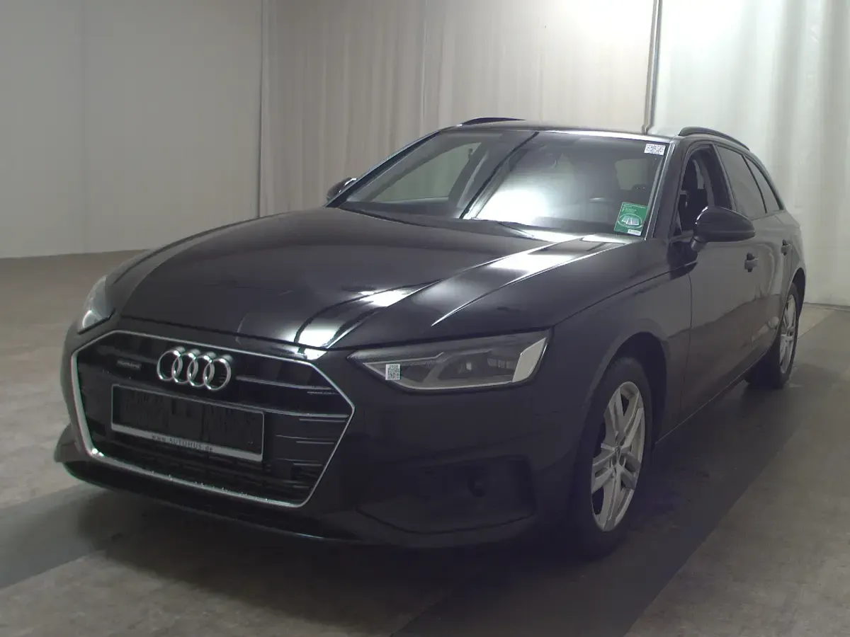 Gebraucht Audi A4 Sport 231 PS (169 kW) 2020 Schwarz Kombi