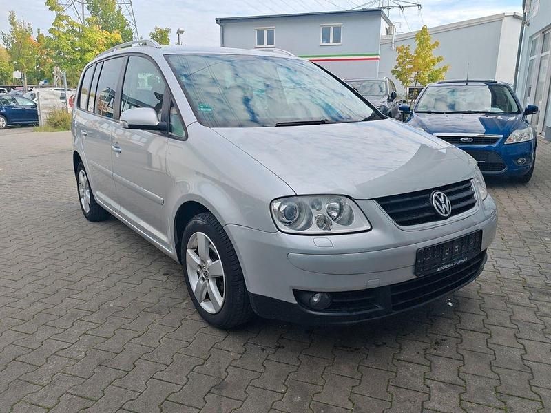 Silber Gebraucht 2005 VW Touran Highline Van / Kleinbus | 4.500 € (Teuer) - Bild 1/4